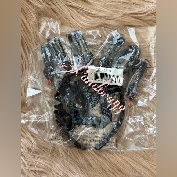 Seductive Medusa sexy Halloween costume - Picture 9 of 12